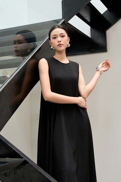Sixdo Black Woven Loose Dress
